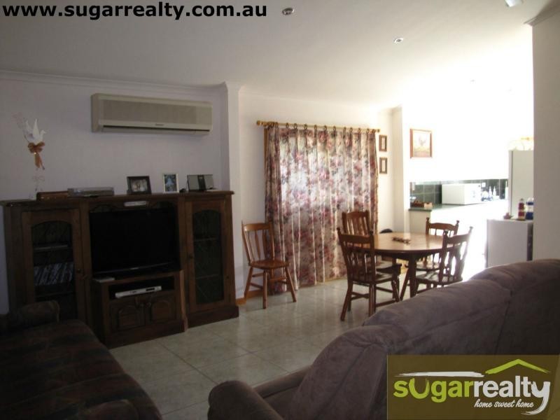 40 Whiting Court, Cungulla QLD 4816