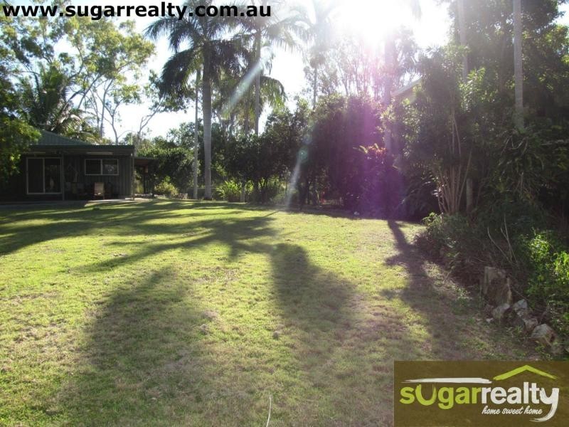 40 Whiting Court, Cungulla QLD 4816