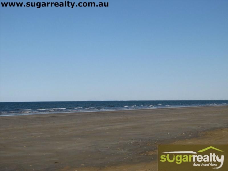 40 Whiting Court, Cungulla QLD 4816