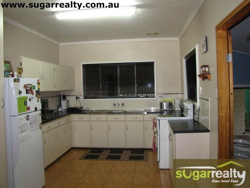 14 Burke Street, Brandon QLD 4808