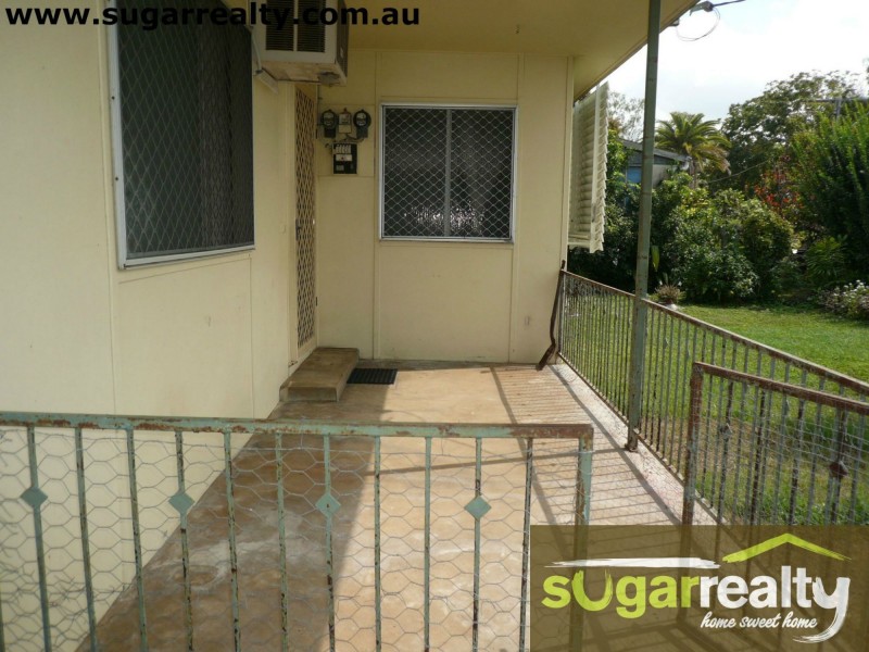 140 Tenth Avenue, Home Hill QLD 4806