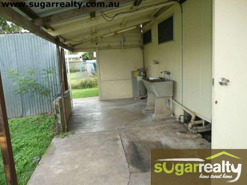 140 Tenth Avenue, Home Hill QLD 4806