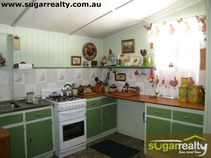 126 Eleventh Avenue, Home Hill QLD 4806