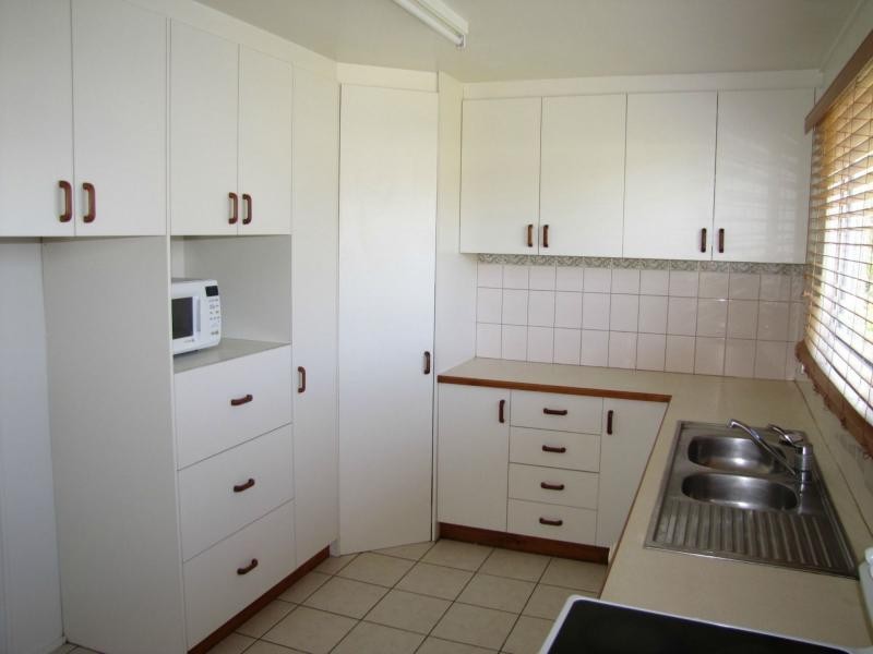 64 Fourteenth Street, Home Hill QLD 4806