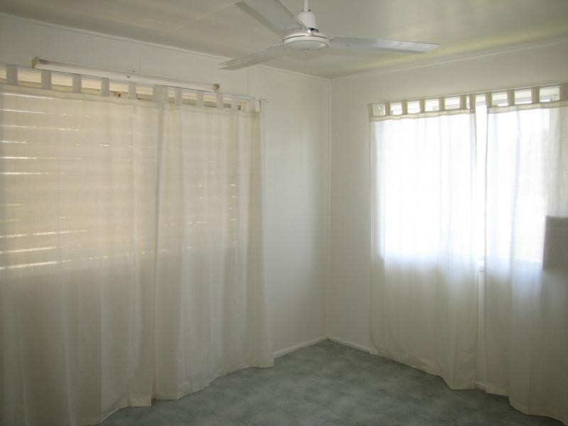 64 Fourteenth Street, Home Hill QLD 4806