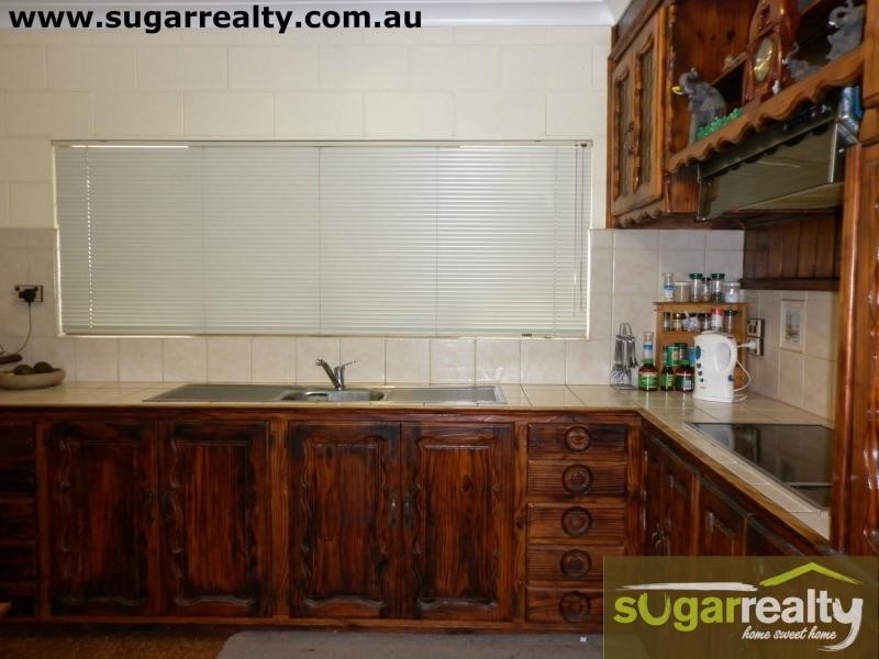 26 Etna Road, Mount Kelly, Ayr QLD 4807