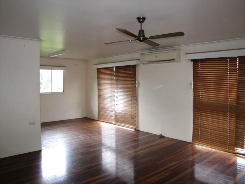 75 Young Street, Ayr QLD 4807