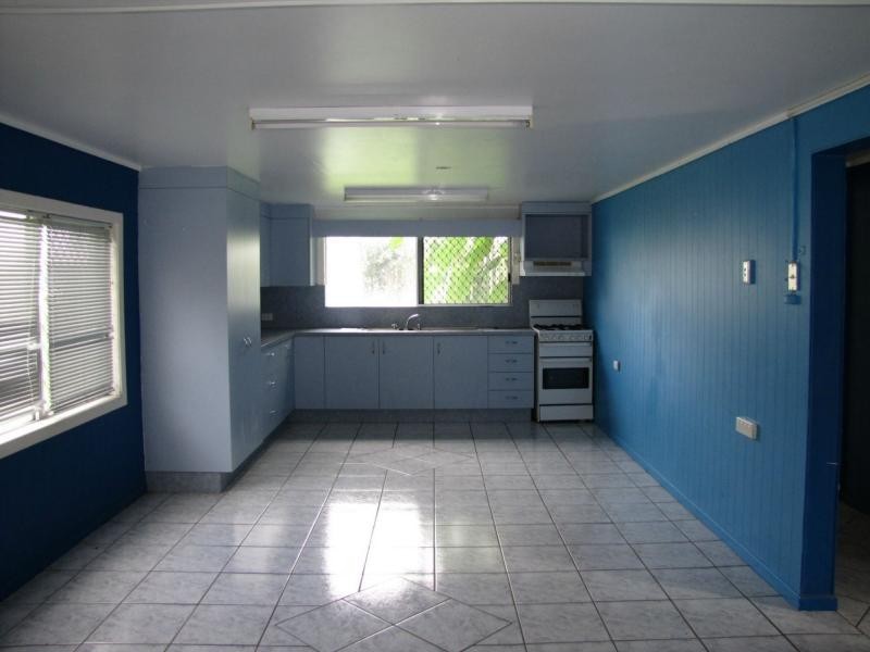 75 Young Street, Ayr QLD 4807