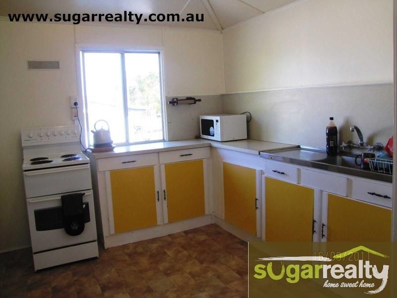 94 Thirteenth Avenue, Home Hill QLD 4806