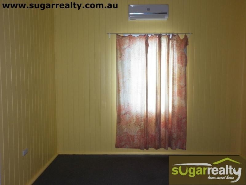 30 Topton Street, Alva Beach, Alva QLD 4807