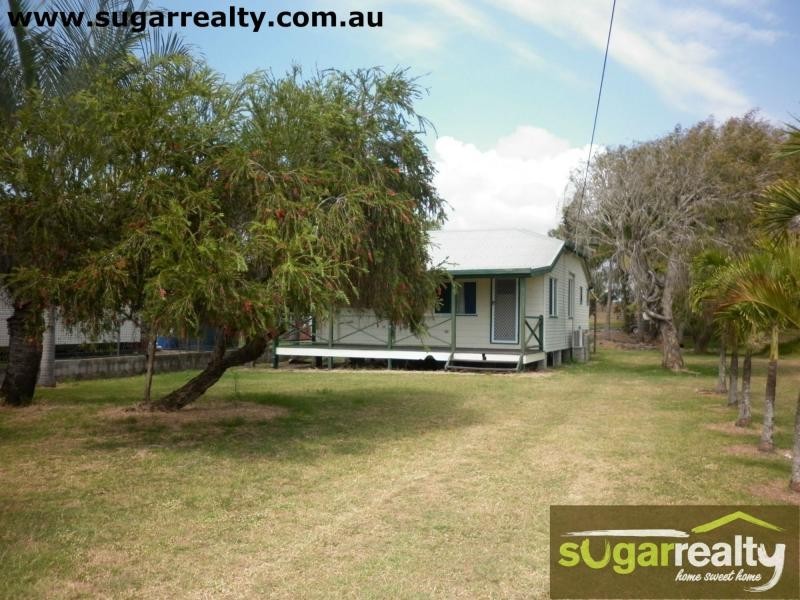 30 Topton Street, Alva Beach, Alva QLD 4807