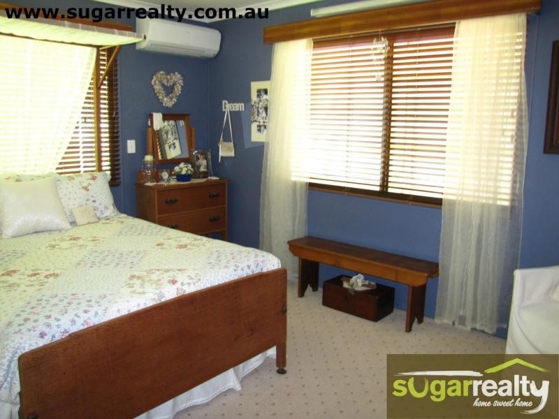 18 Moss Street, Ayr QLD 4807