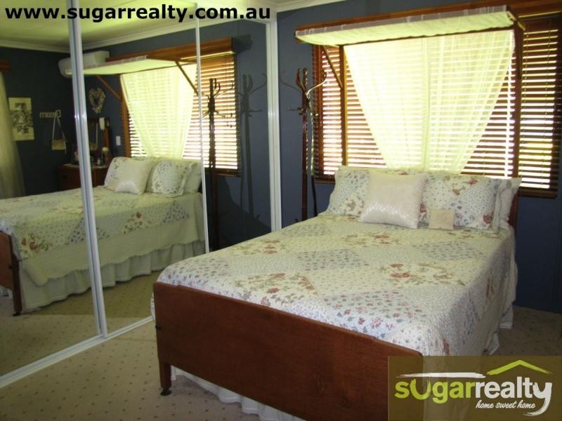 18 Moss Street, Ayr QLD 4807