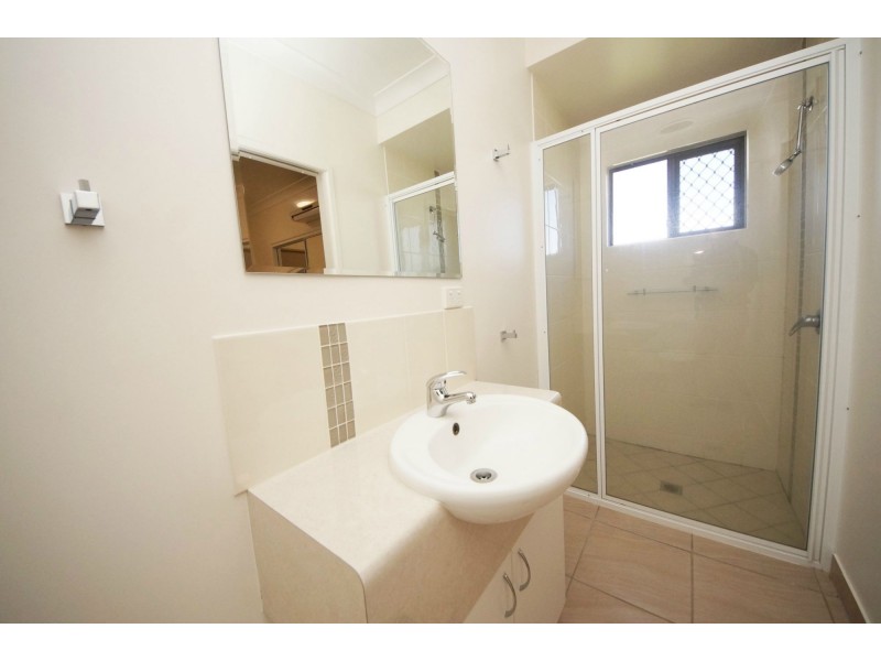 2/28 Rossiter Street, Ayr QLD 4807