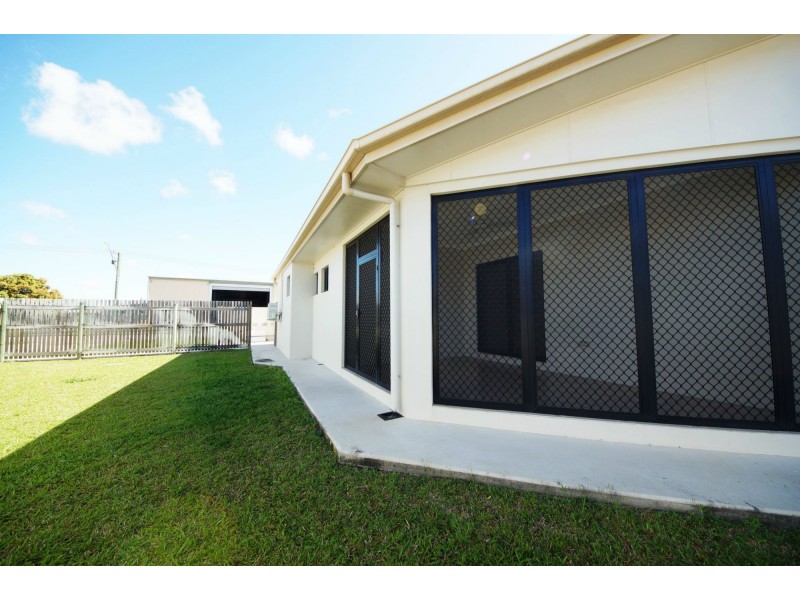 2/28 Rossiter Street, Ayr QLD 4807