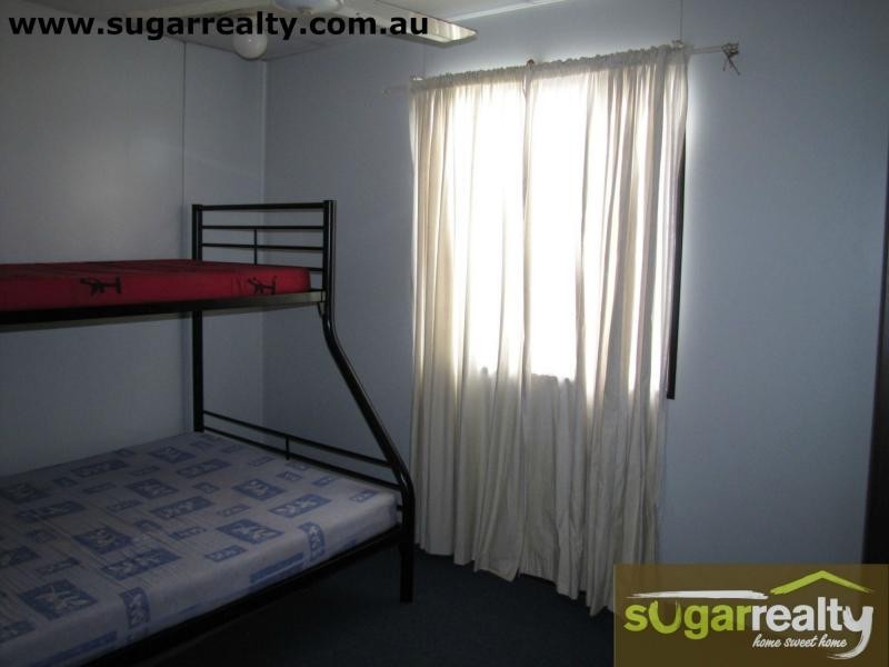 63 Plantation Avenue, Horseshoe Lagoon QLD 4809