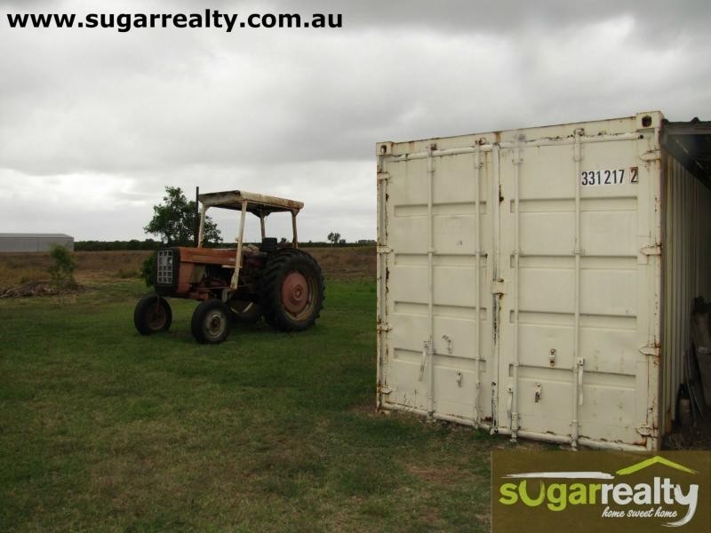 63 Plantation Avenue, Horseshoe Lagoon QLD 4809