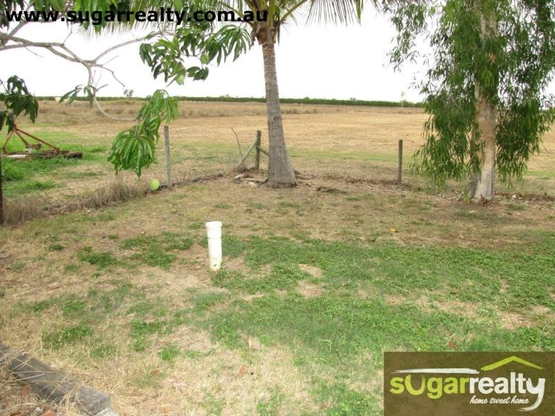 63 Plantation Avenue, Horseshoe Lagoon QLD 4809