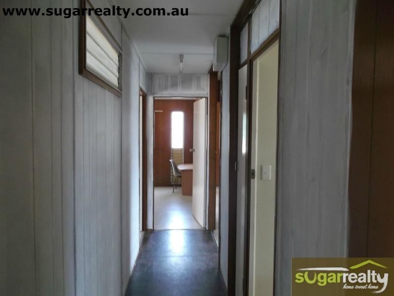 9 Larkin Street, Clare QLD 4807