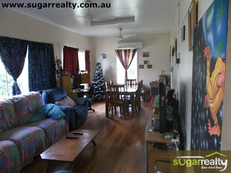 25 Larkin Street, Clare QLD 4807