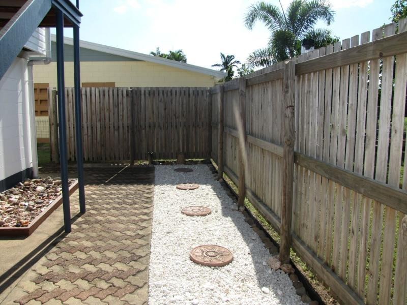 35 Bowling Green Street, Brandon QLD 4808