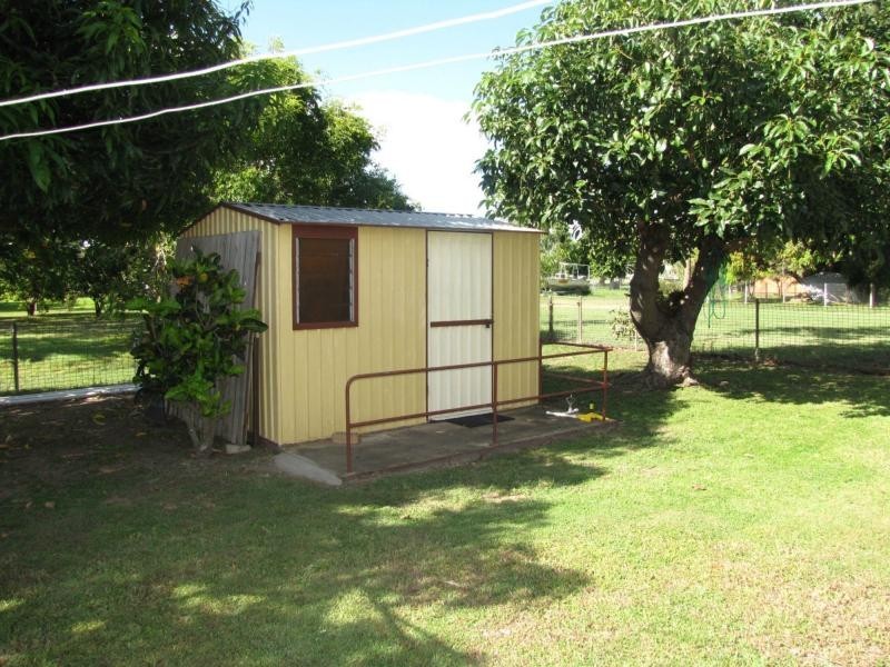 35 Bowling Green Street, Brandon QLD 4808