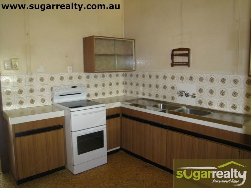 17 Ann Street, Ayr QLD 4807