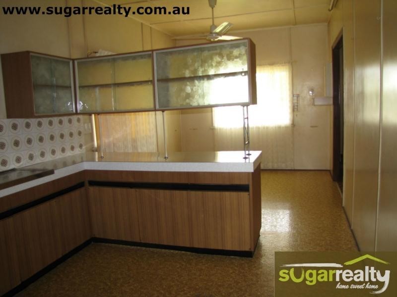 17 Ann Street, Ayr QLD 4807