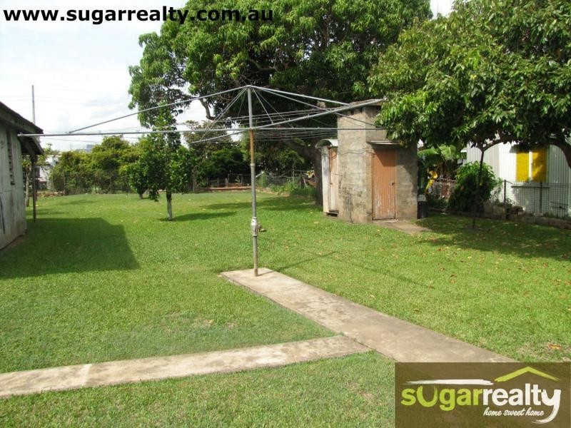 17 Ann Street, Ayr QLD 4807