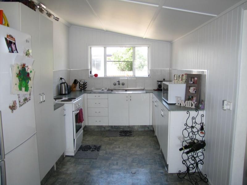 27 Sydney Street, Ayr QLD 4807