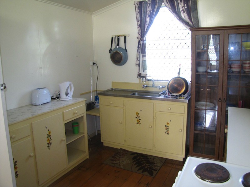 81 Banister Street, Brandon QLD 4808