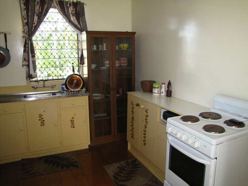 81 Banister Street, Brandon QLD 4808