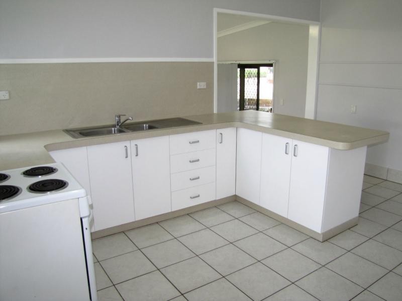 5 Elizabeth Street, Ayr QLD 4807