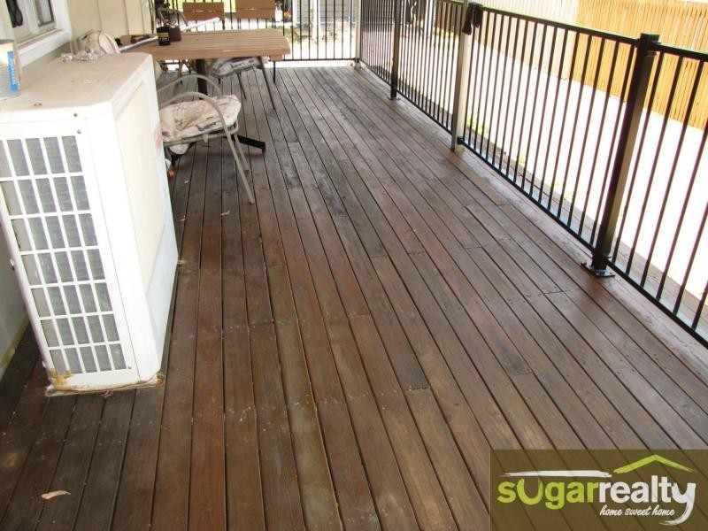 33 Whiting Court, Cungulla QLD 4816