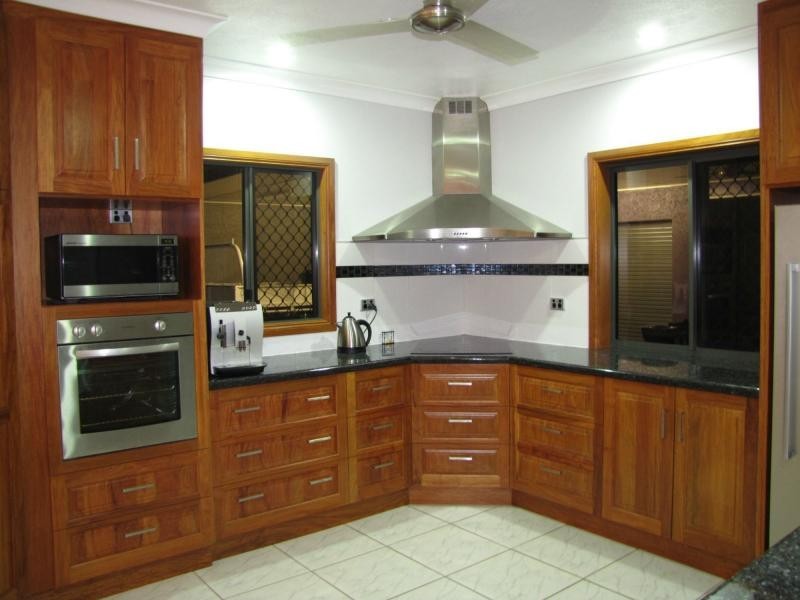 186 Macmillan Street, Ayr QLD 4807