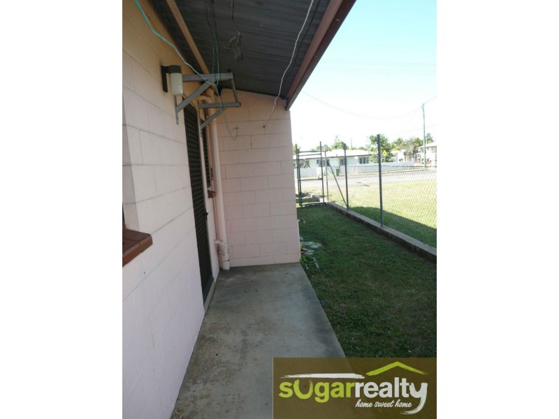 2/37 Chippendale Street, Ayr QLD 4807