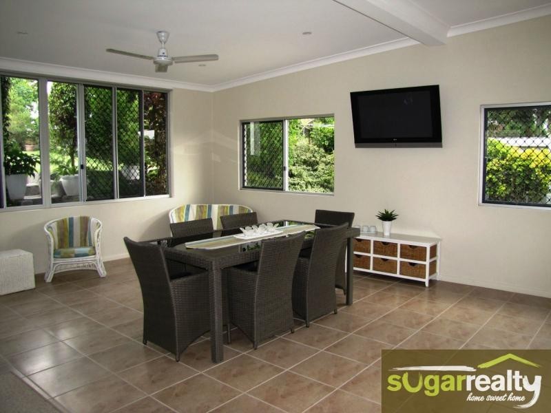 10 Macmillan Street, Ayr QLD 4807