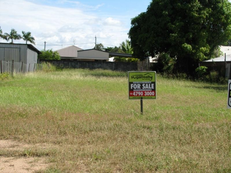 11 Paine Street, Ayr QLD 4807