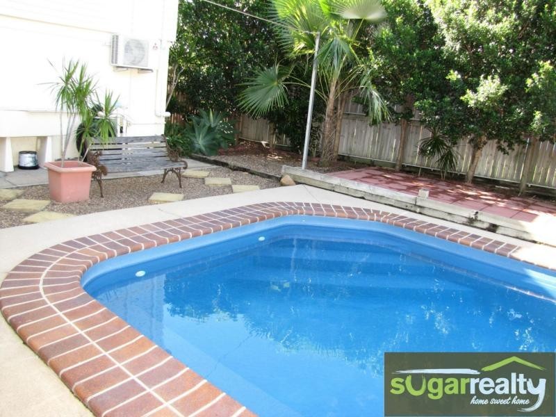 12 Andersen Street, Ayr QLD 4807