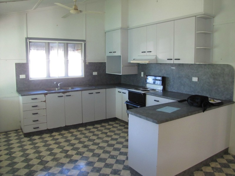 36 Banister Street, Brandon QLD 4808