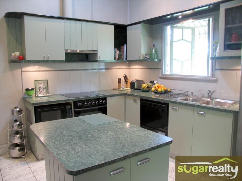 26 Townsville Road, Brandon QLD 4808