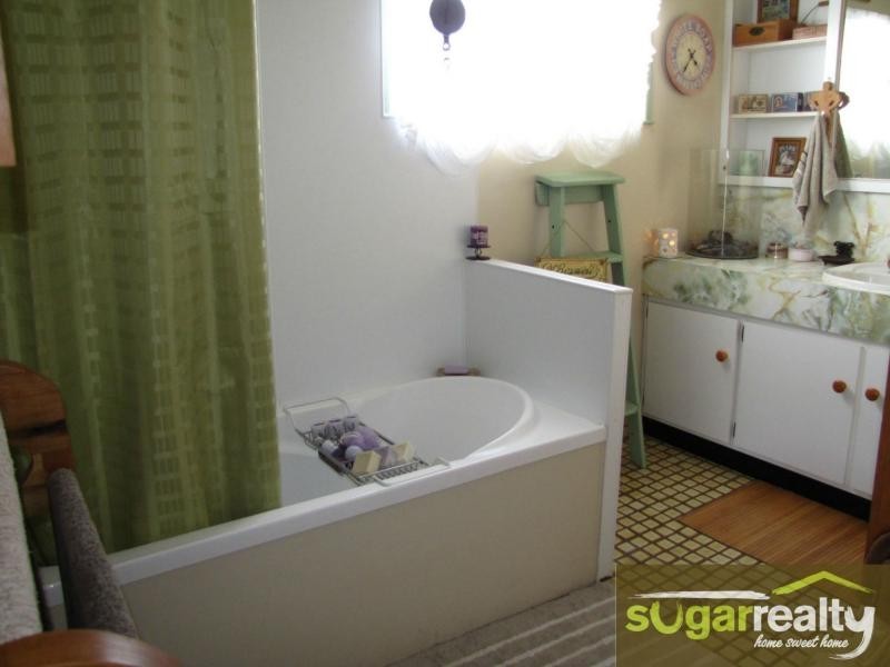 21 Waterview Road, Airville QLD 4807