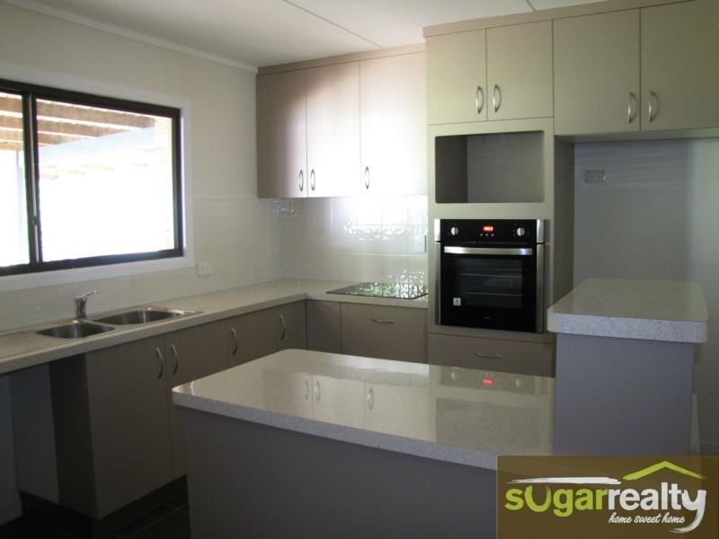 25 Fifteenth A Street, Home Hill QLD 4806