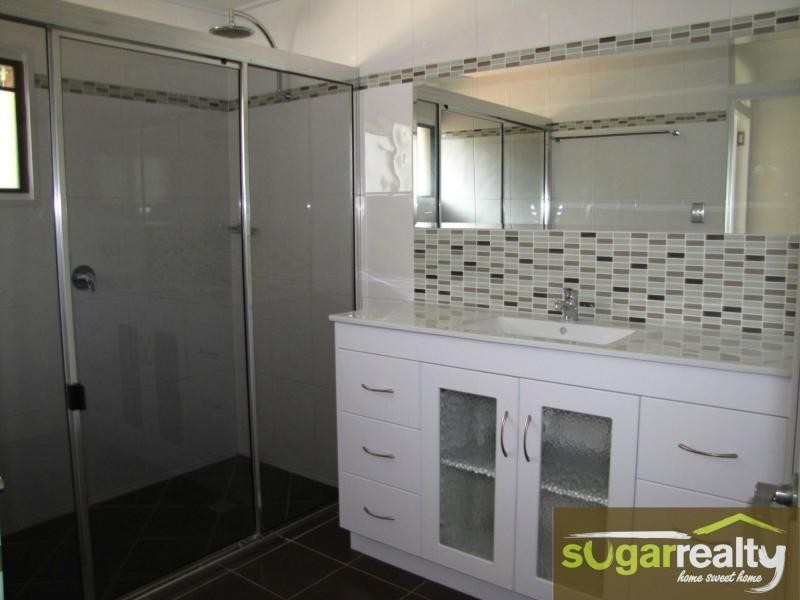 25 Fifteenth A Street, Home Hill QLD 4806