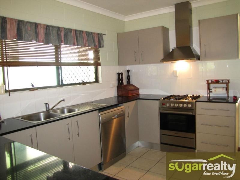 96 Thirteenth Avenue, Home Hill QLD 4806