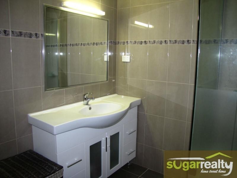 17 Irving Street, Ayr QLD 4807