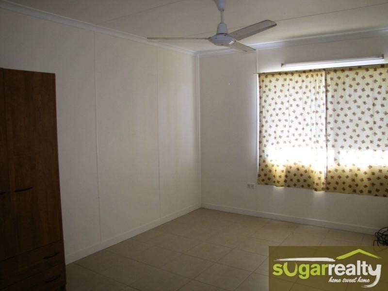 32 Old Clare Road, Ayr QLD 4807