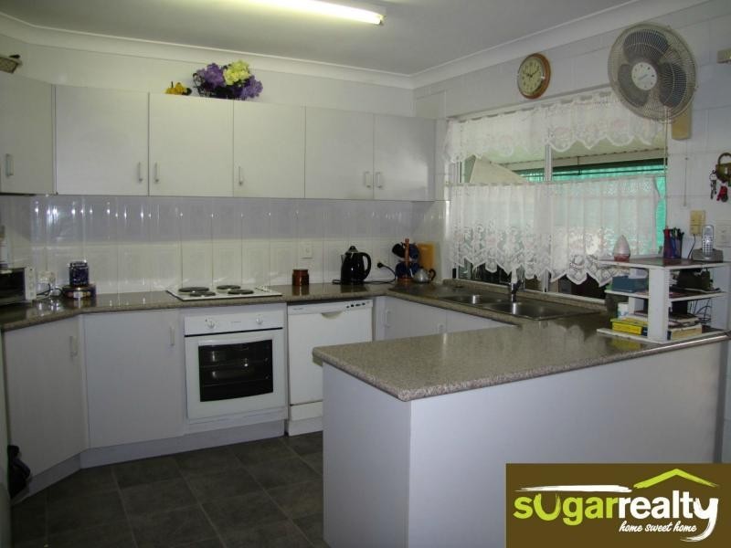 33 Laurence Crescent, Ayr QLD 4807