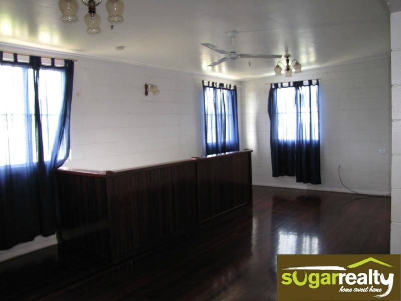 27 Narrah Street, Alva Beach, Alva QLD 4807