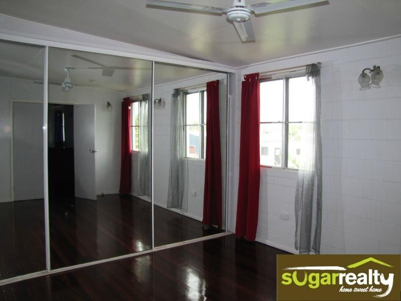 27 Narrah Street, Alva Beach, Alva QLD 4807